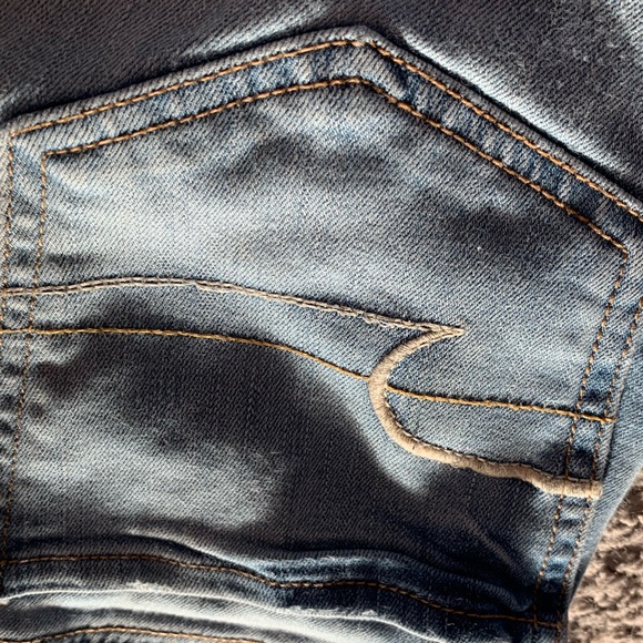 American Eagle light wash skinny jeans size 2 - Picture 9 of 13